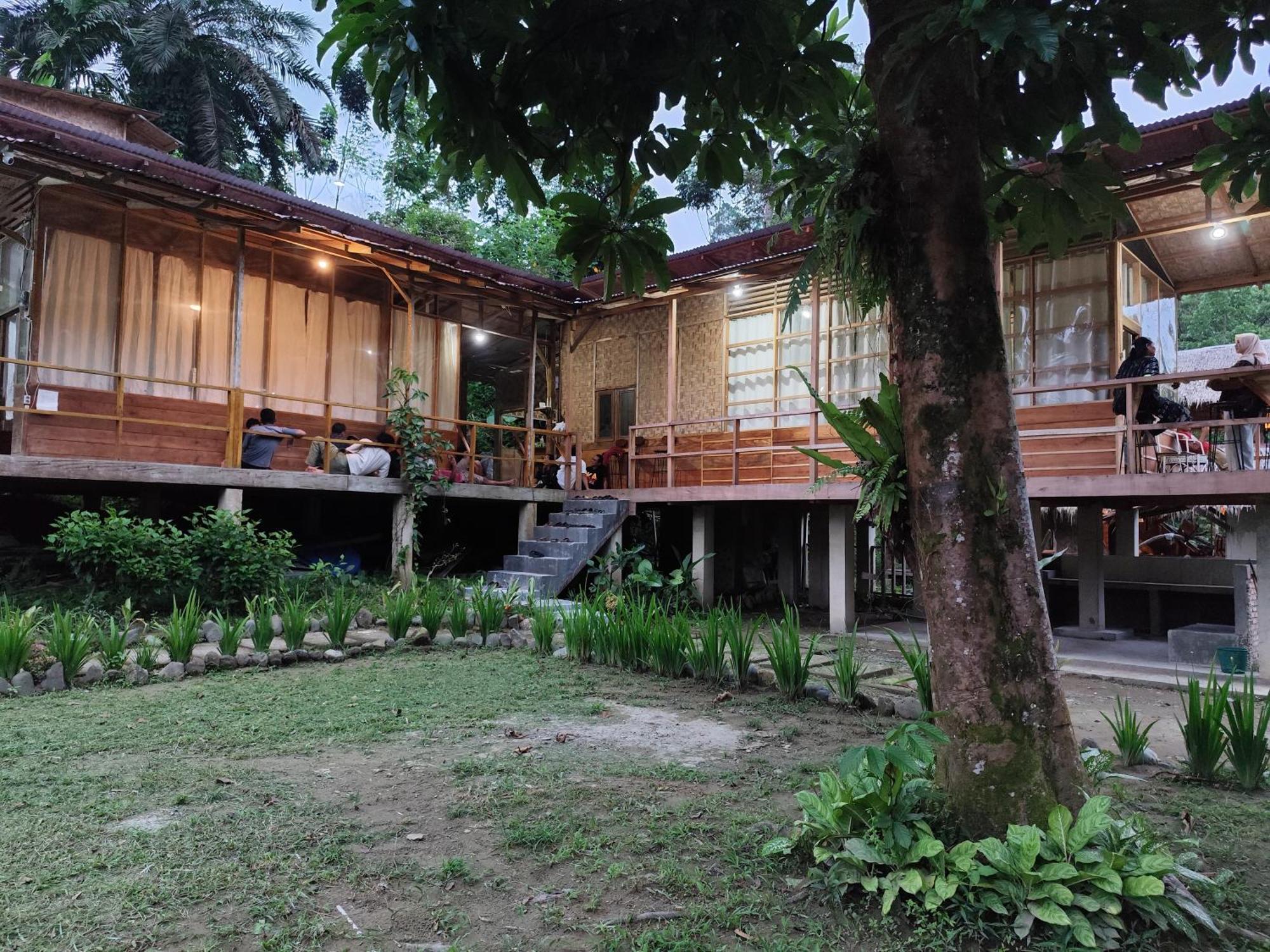 Bua Guesthouse Tangkahan Dış mekan fotoğraf